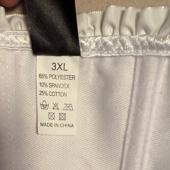 Elegant White Jacquard Lace-Up Corset - Picture 5 of 8